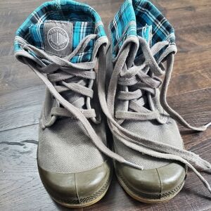 Palladium Kid's Pampa Hi V Boot size 12.5